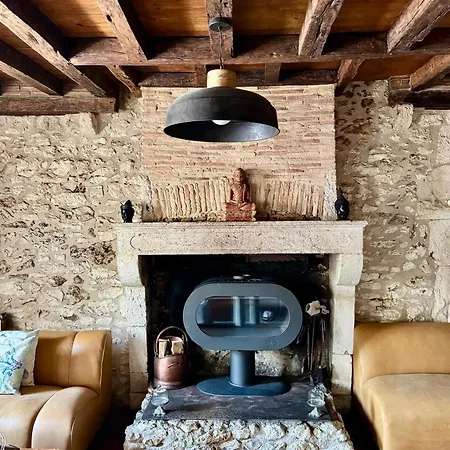 Maison De Lolivier- *