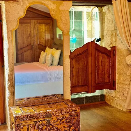 Maison De Lolivier-