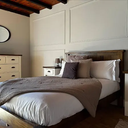 Hébergement de vacances Maison De Lolivier- *