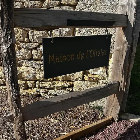 Maison De Lolivier- *