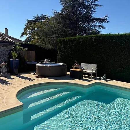 Maison De Lolivier- Сasa de vacaciones