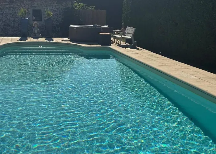 Maison De Lolivier- Hébergement de vacances